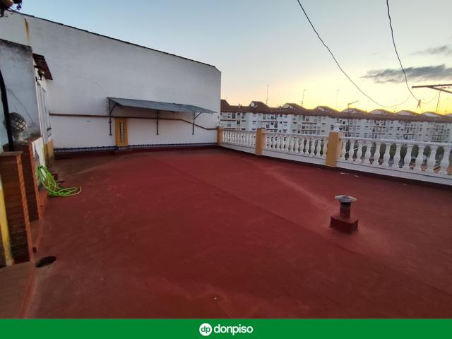 Casa En venta en Almendralejo photo 0