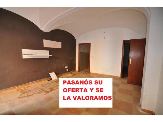 Venta de bonita casa en el Casar de Cáceres con los techos abovedados de doscientos dieciséis metros cuadrados construi photo 0