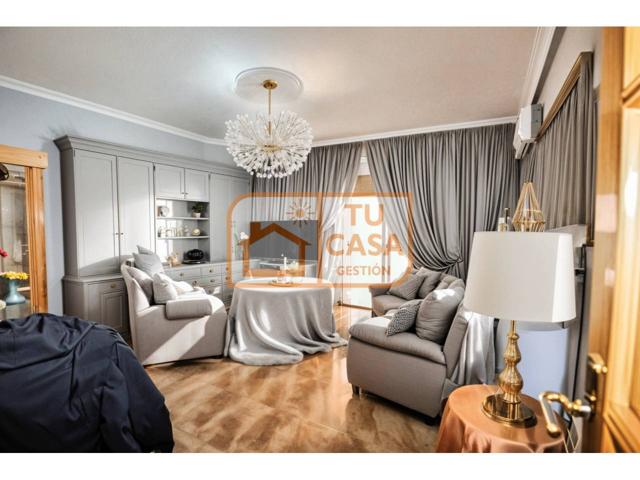 Venta de piso junto al parque del Rodeo, Cáceres Capital photo 0