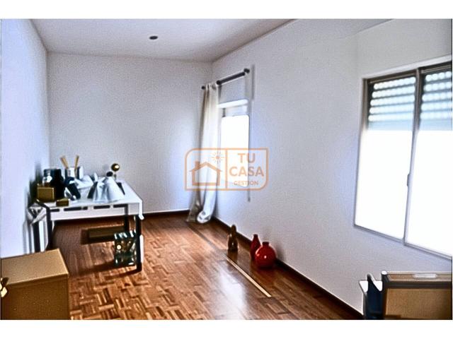 Venta de amplio piso en pleno centro photo 0