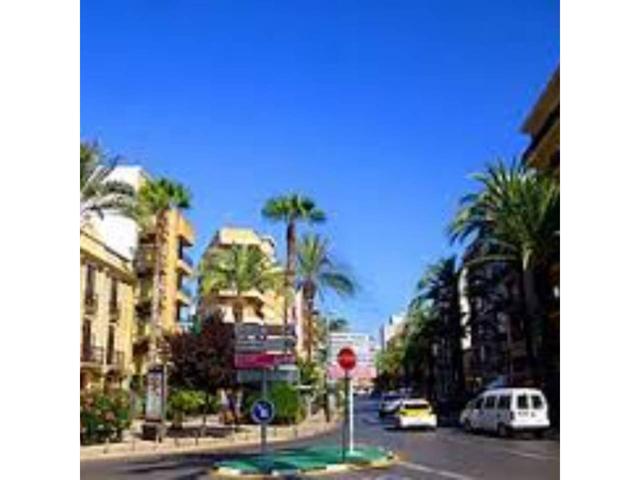 Piso en venta en Zona Carrer de València(46900) photo 0