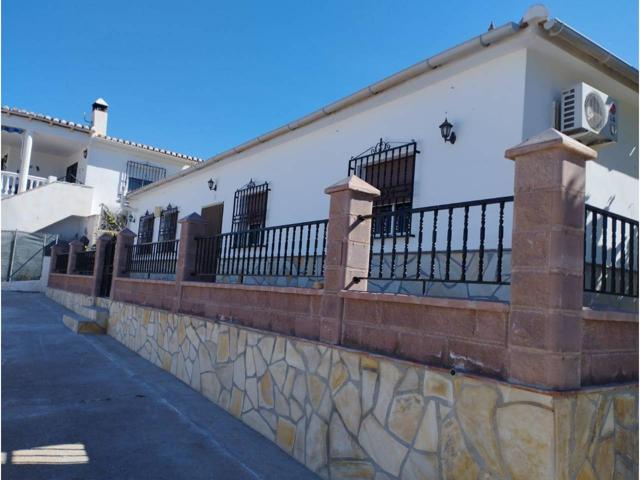 Casa En venta en Alcaucin photo 0