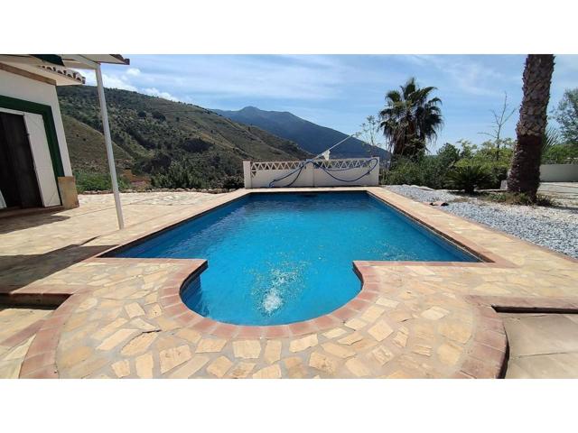 Villa En venta en Alcaucin photo 0