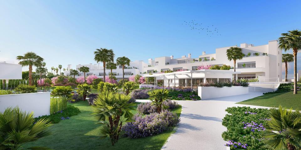 Planta Baja En venta en La Resina Golf, Estepona photo 0