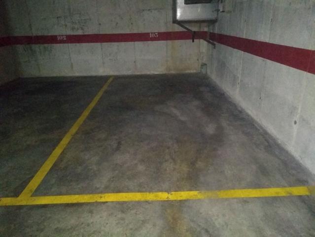 Parking En venta en Girona photo 0