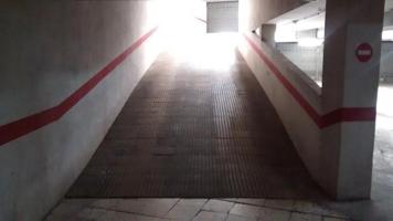 Parking En alquiler en Girona photo 0
