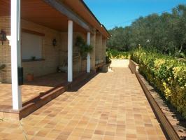 Villa En venta en Cornellà del Terri photo 0