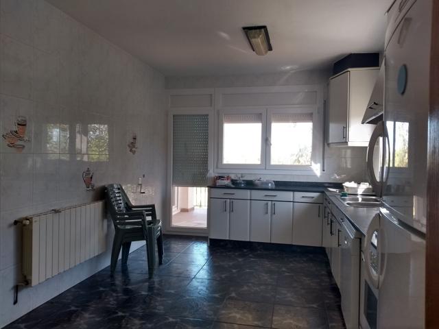 Casa En venta en Bàscara photo 0