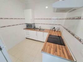 Venta de piso en Brenes photo 0