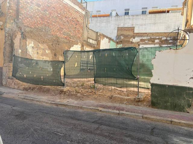 Venta de terreno en Alcalá de Guadaíra photo 0