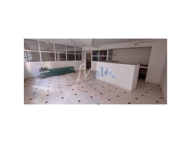 Local En venta en Benidorm photo 0