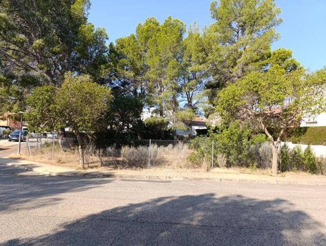 Terrenos Edificables En venta en Mont-roig del Camp photo 0