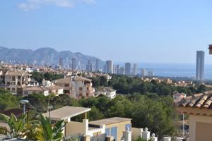 Villa En venta en Finestrat photo 0