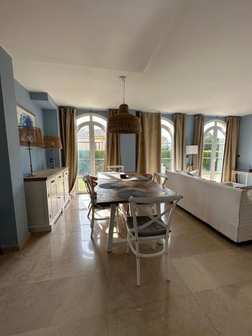 Villa En venta en Finestrat photo 0