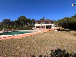 Villa En venta en La Nucia photo 0