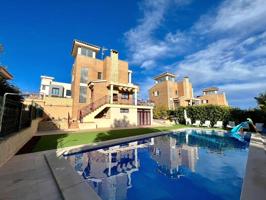 Villa En venta en La Nucia photo 0