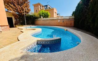Villa En venta en Callosa de Segura photo 0