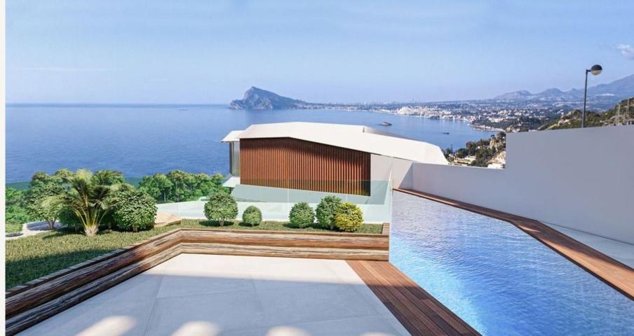  Ático En venta en Calp photo 0