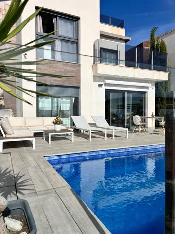 Villa En venta en Finestrat photo 0