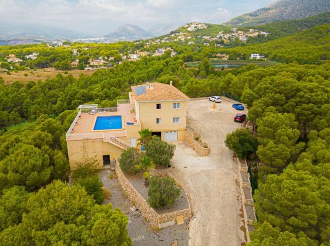 Villa En venta en Altea photo 0