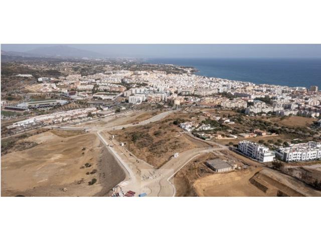 Terreno Urbanizable En alquiler en Estepona photo 0