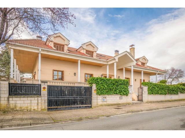 Casa o chalet independiente en venta en calle Etxegibela photo 0