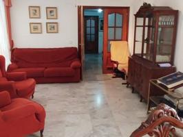 PLANTA BAJA EN EL CENTRO Y CON GARAJE INCLUIDO photo 0