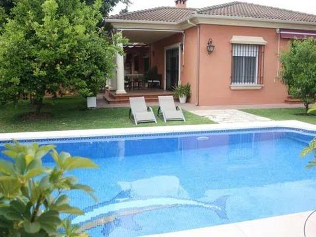 Se vende chalet, con piscina propia, en Urbanización La Gorgoja, Higuerón (Córdoba) photo 0