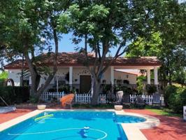 Chalet independiente en una sola planta con piscina y apartamento independiente en El Higuerón photo 0