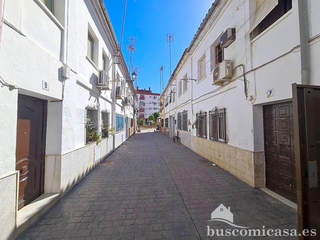 En Andújar. Unifamiliar adosado de 2 dormitorios y 1 baño photo 0