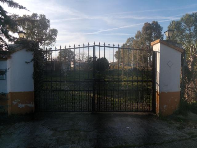 Agrícola En venta en Cáceres photo 0