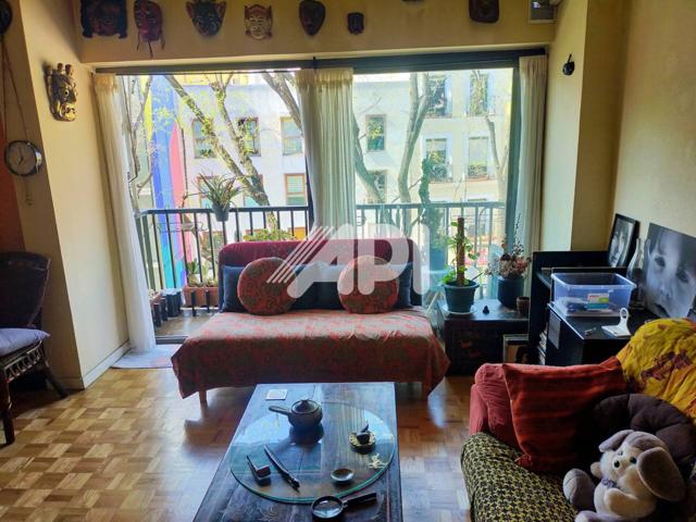 Edificación moderna, año de construcción 1980, terraza y plaza de garaje en el mismo edificio photo 0