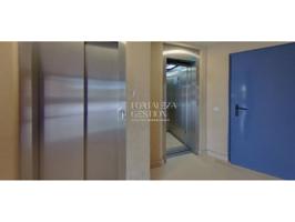 Piso en venta en Escodines(08241) photo 0