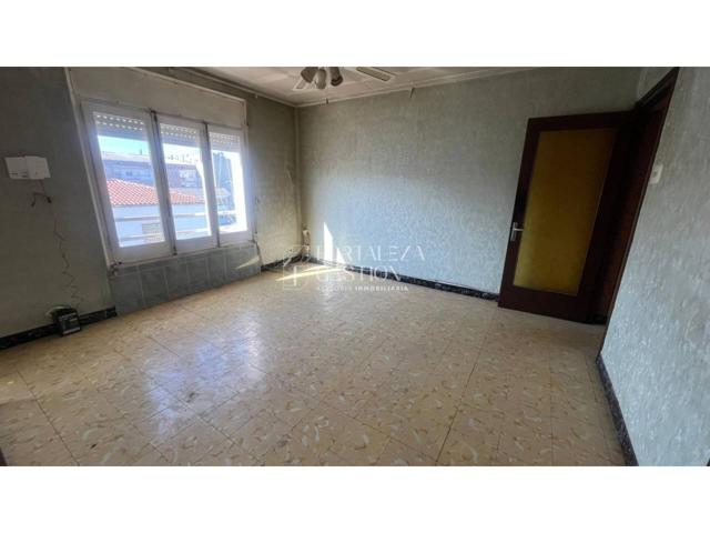 Piso en venta en Sant Vicenç de Castellet photo 0
