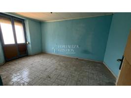 Oportunidad piso a reformar photo 0