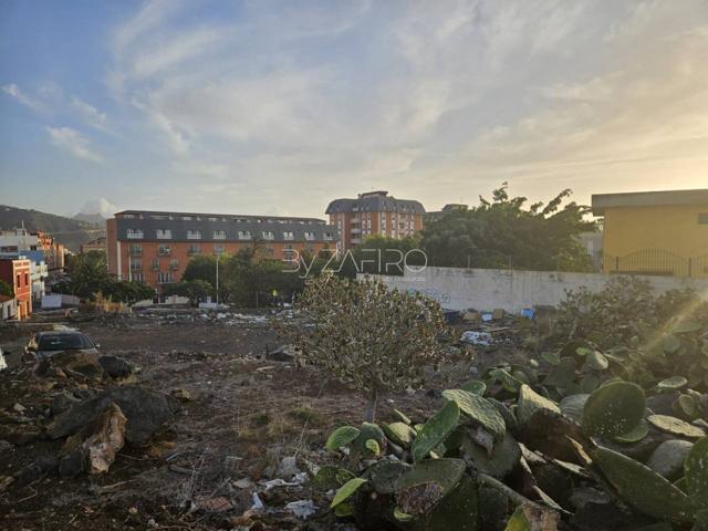 Parcela urbanizable residencial en Santa Cruz photo 0