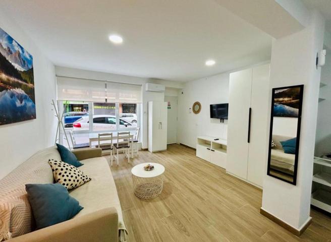 Estudio en venta en Madrid de 38 m2 photo 0