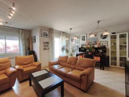Casa - Chalet en venta en Illescas de 325 m2 photo 0