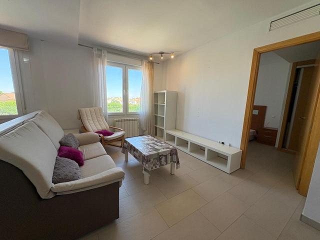 Piso en venta en Casarrubios del Monte de 60 m2 photo 0