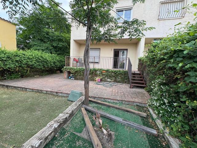 Casa - Chalet en venta en Yeles de 285 m2 photo 0