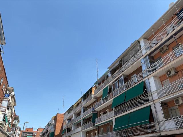 Piso en venta en Coslada de 81 m2 photo 0