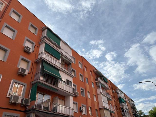 Piso en venta en Alcorcón de 72 m2 photo 0