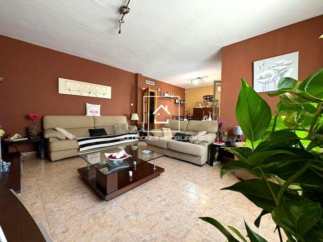 Casa - Chalet en venta en Illescas de 265 m2 photo 0