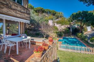 Villa En venta en Sant Feliu de Guíxols photo 0