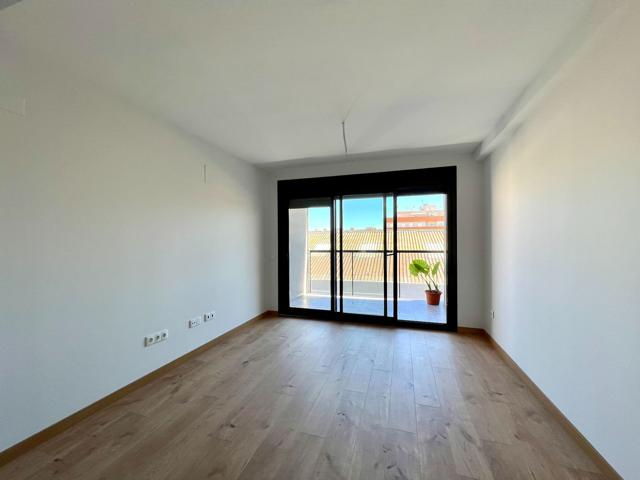 Piso En venta en Benetússer photo 0
