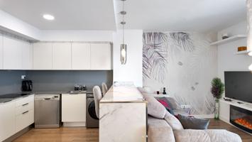 Piso En venta en Malilla photo 0