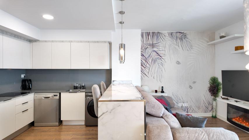 Piso En venta en Malilla photo 0