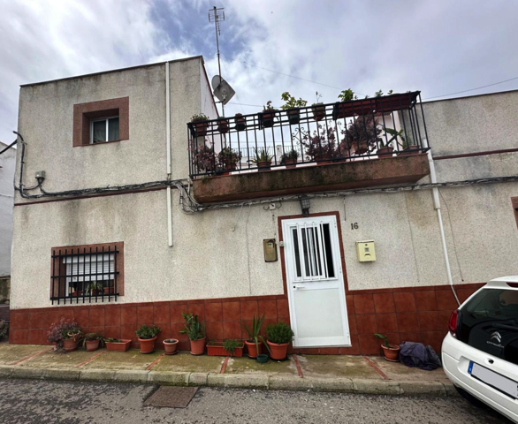 Unifamiliar Pareada En venta en Jerez de la Frontera photo 0