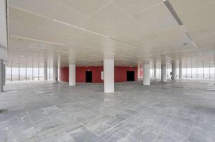 OFICINA EN ALQUILER photo 0