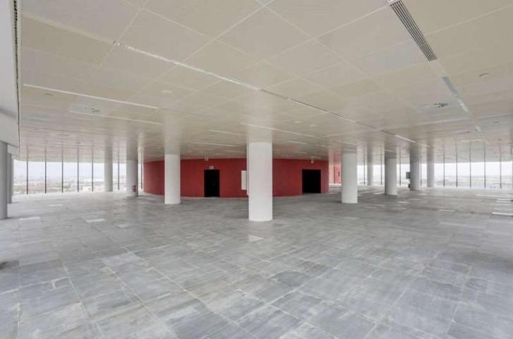 OFICINA EN ALQUILER photo 0
